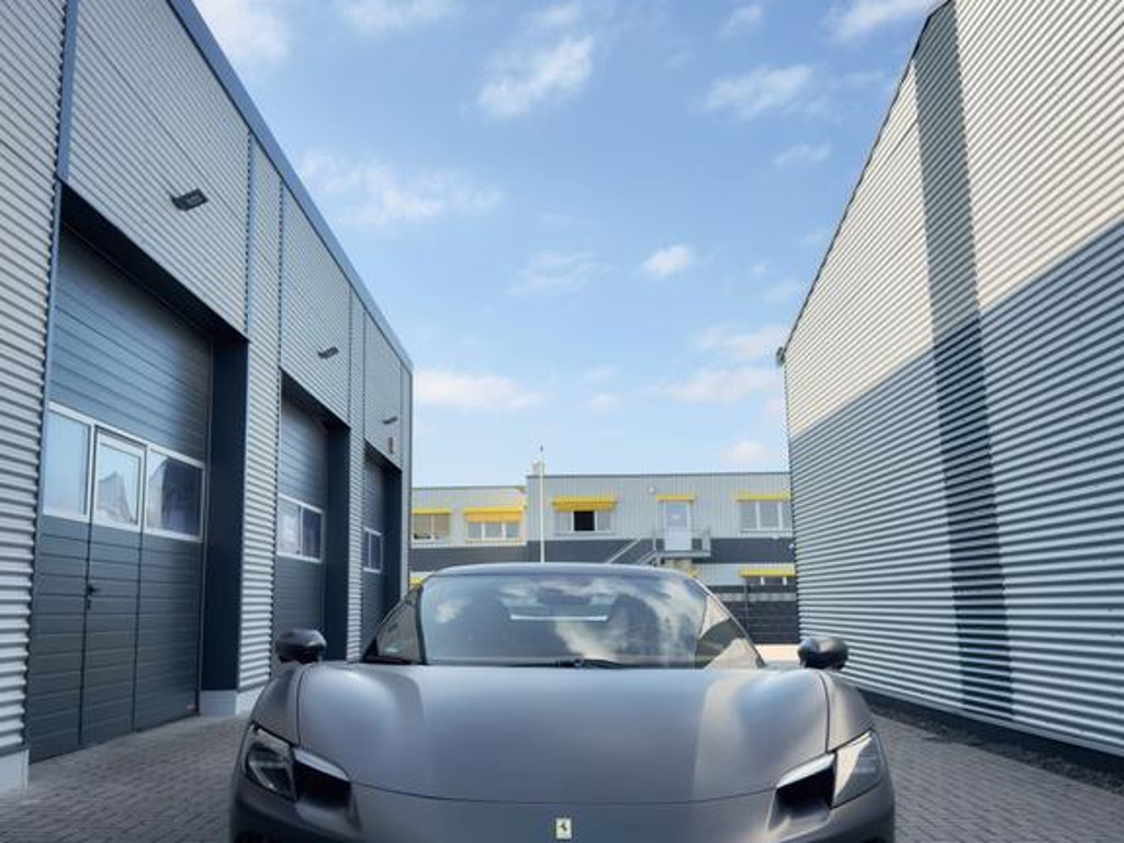 Ferrari 296