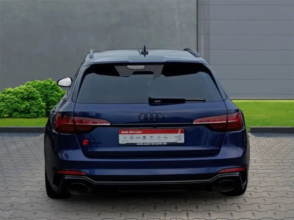 Audi RS4