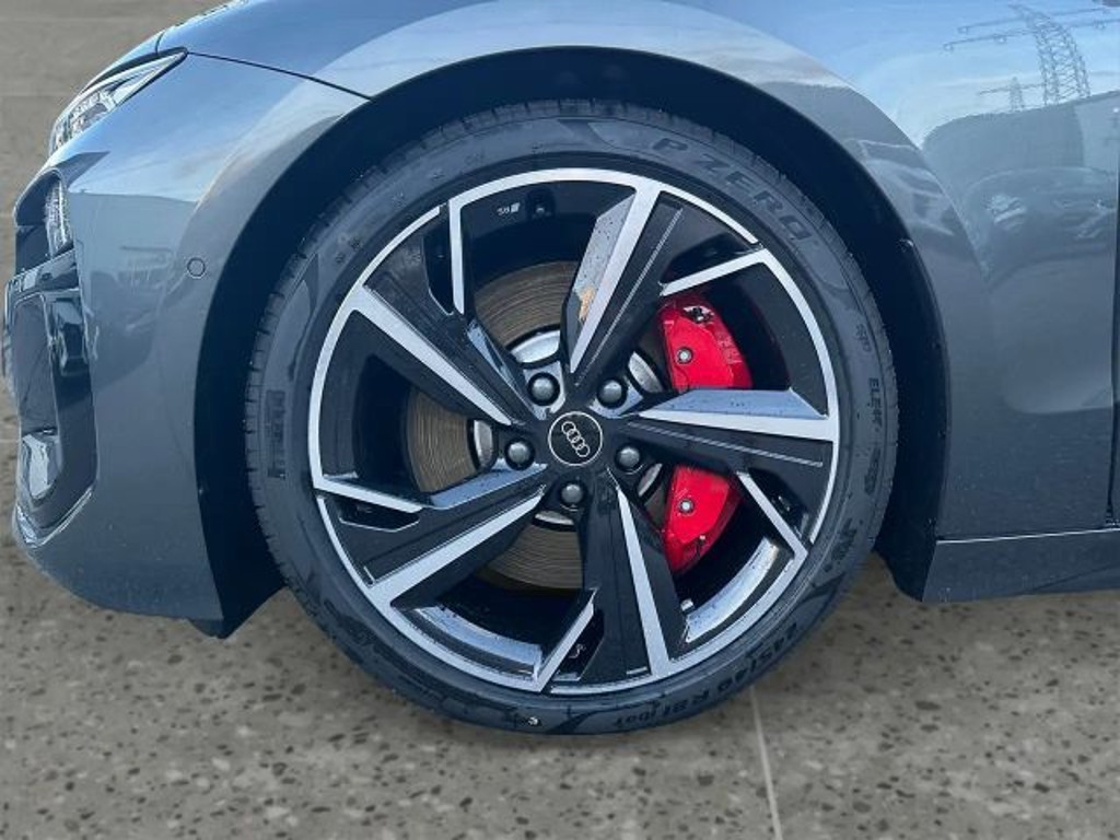Audi S6 e-tron