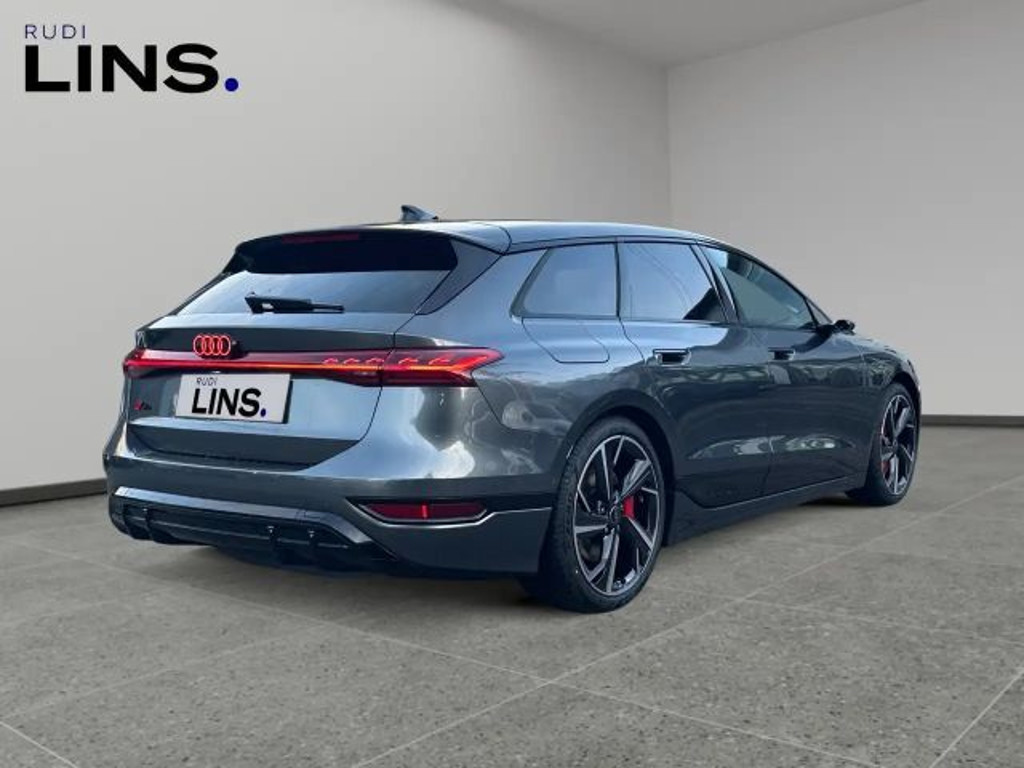 Audi S6 e-tron