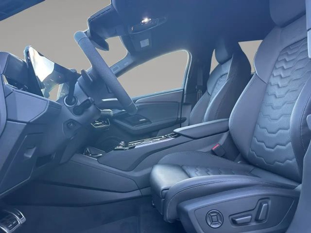 Audi S6 e-tron