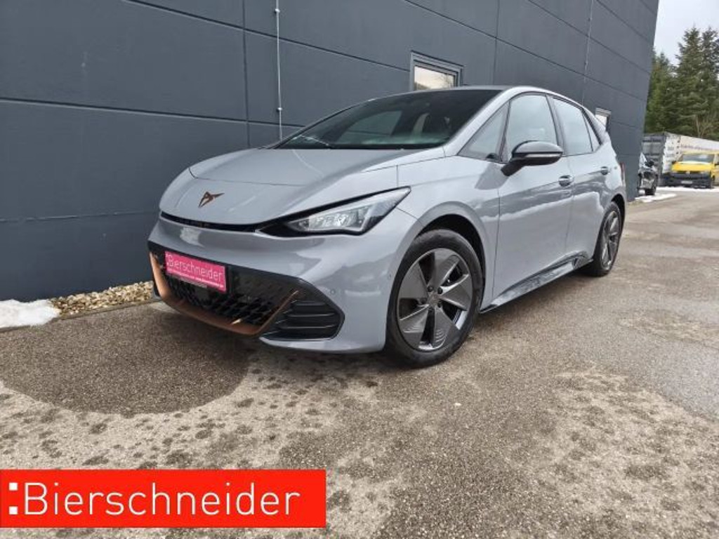 Cupra Born TOP VIEW KAMERA NAVI ACC