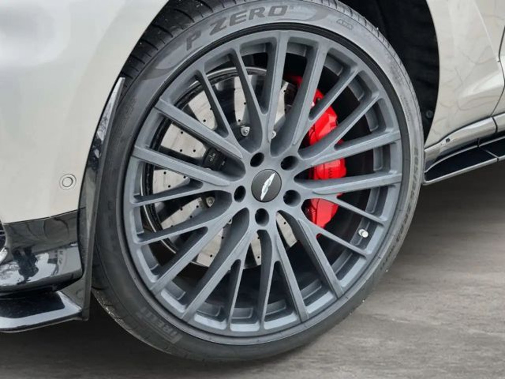 Aston Martin DBX