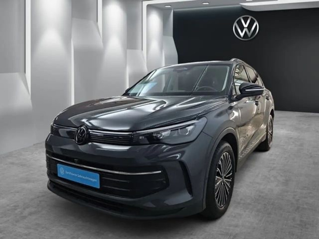 Volkswagen Tiguan Plus