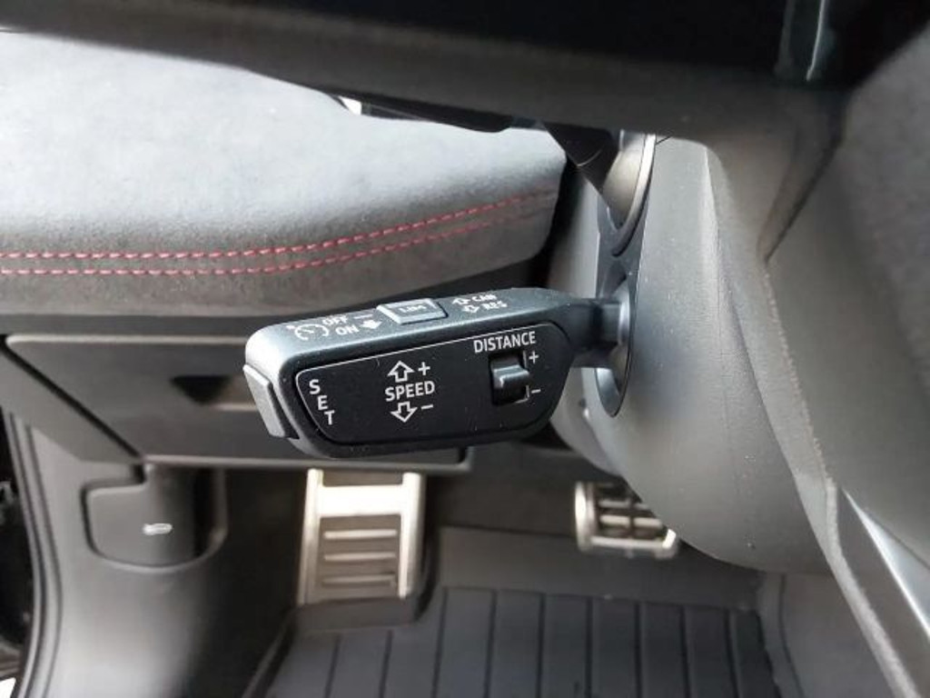 Audi S6 e-tron