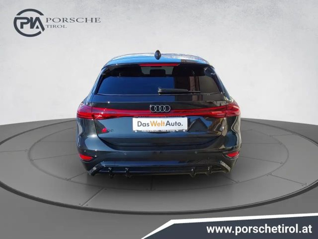 Audi S6 e-tron