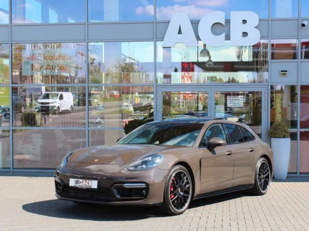 Porsche Panamera GTS Sport Turismo