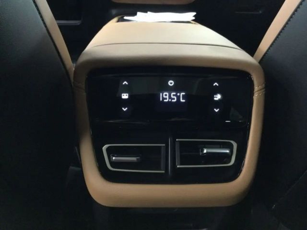 Mazda 6e