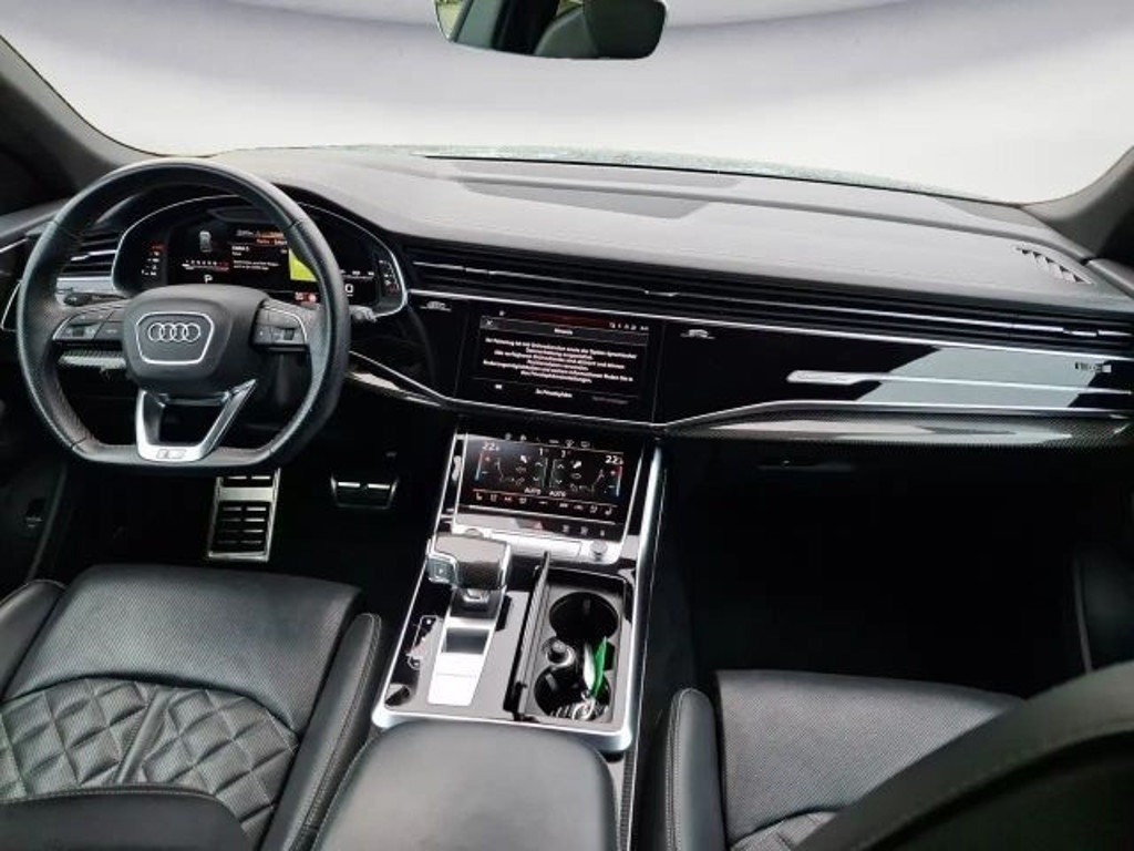 Audi SQ8