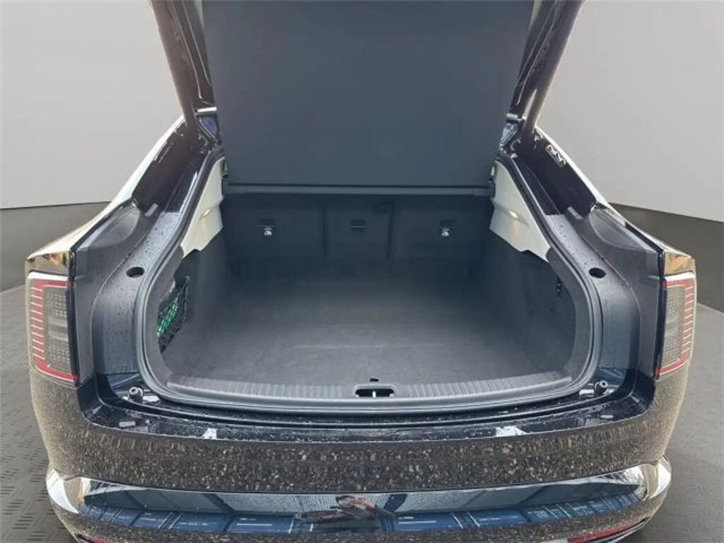 Volvo ES90