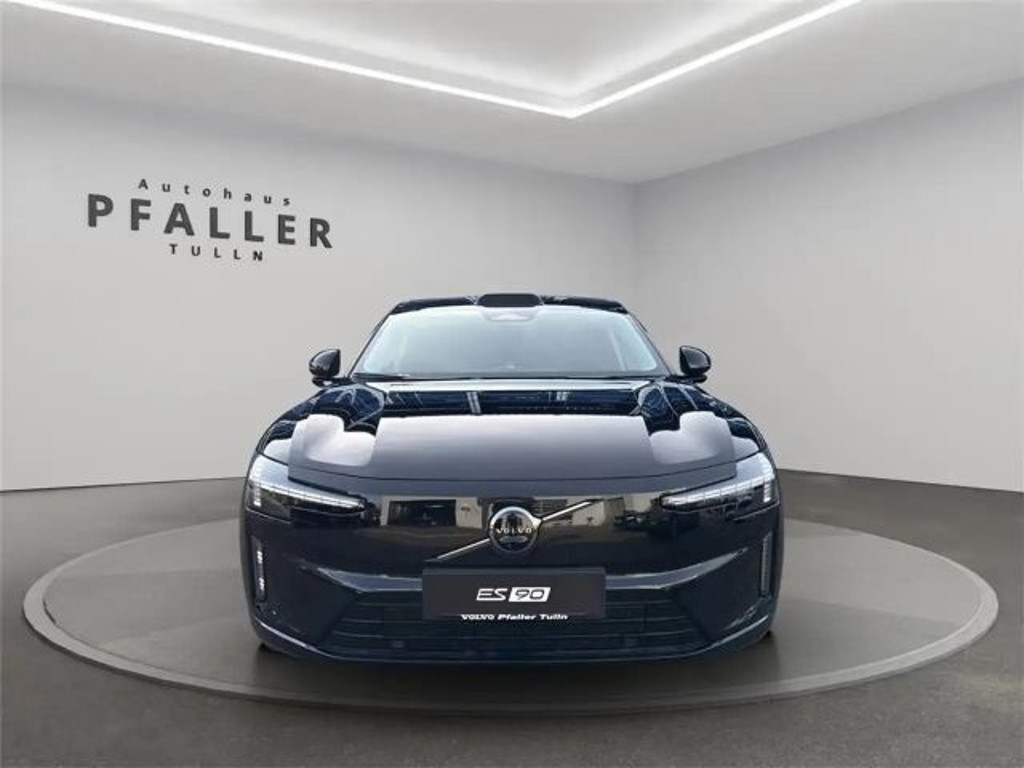 Volvo ES90