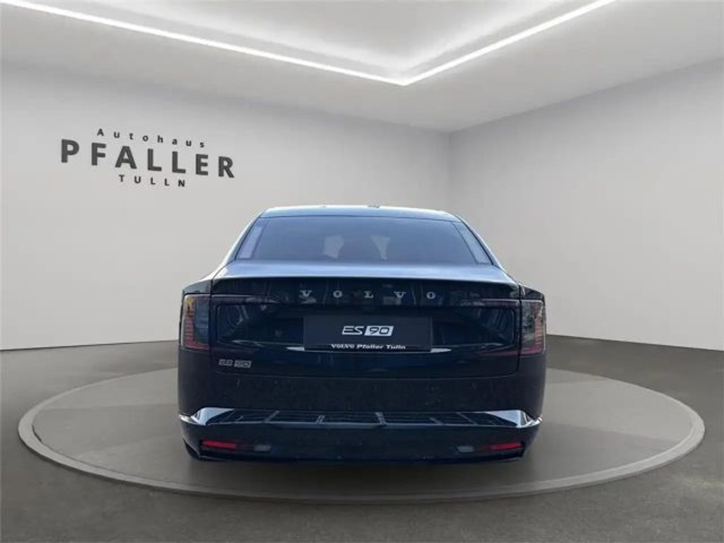Volvo ES90