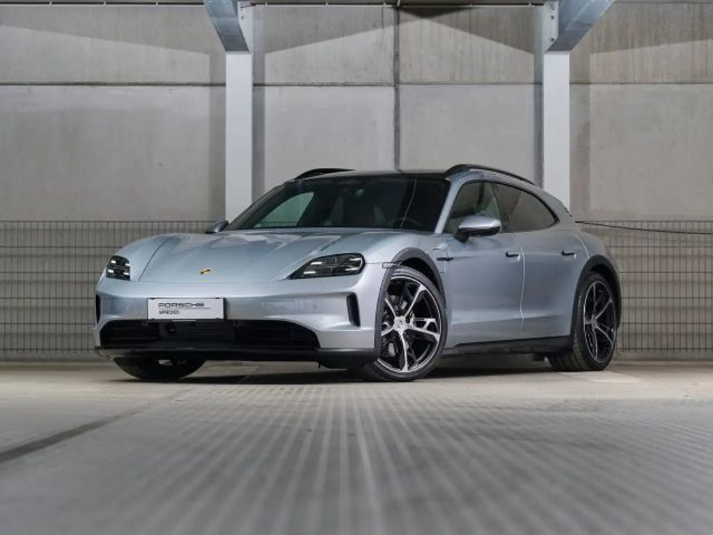 Porsche Taycan Cross Turismo 4