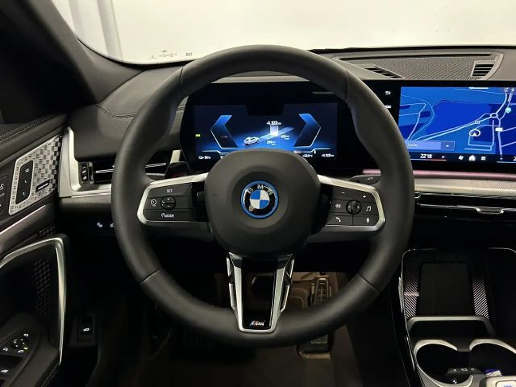 BMW iX2
