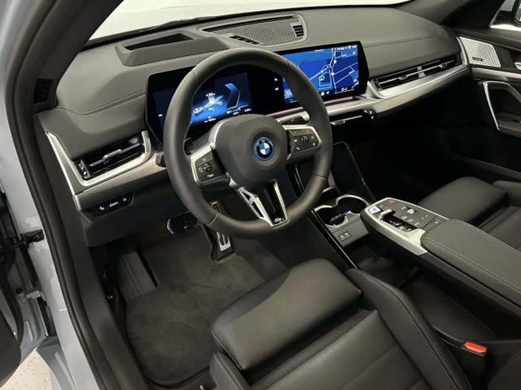 BMW iX2