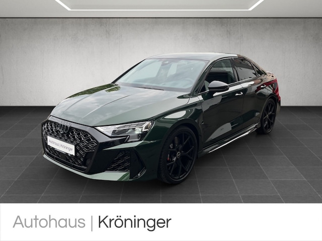 Audi RS3 Sedan Quattro S-Tronic