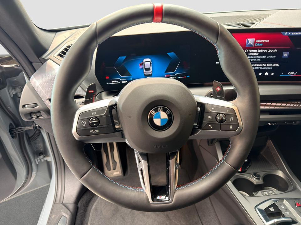 BMW M235