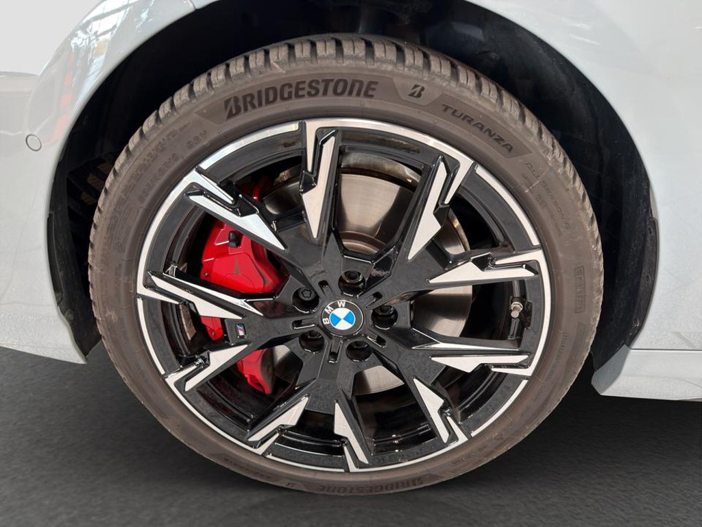 BMW M235