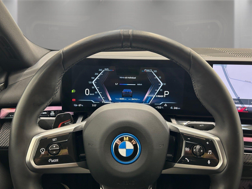 BMW i5