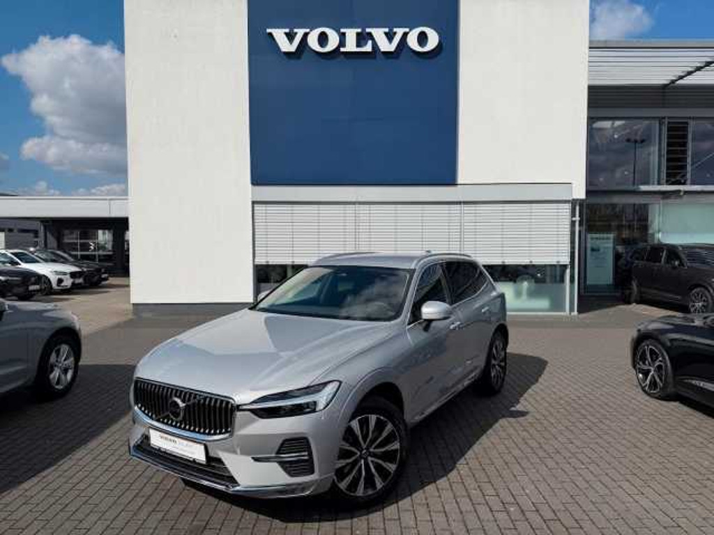 Volvo XC60 AWD Plus Bright