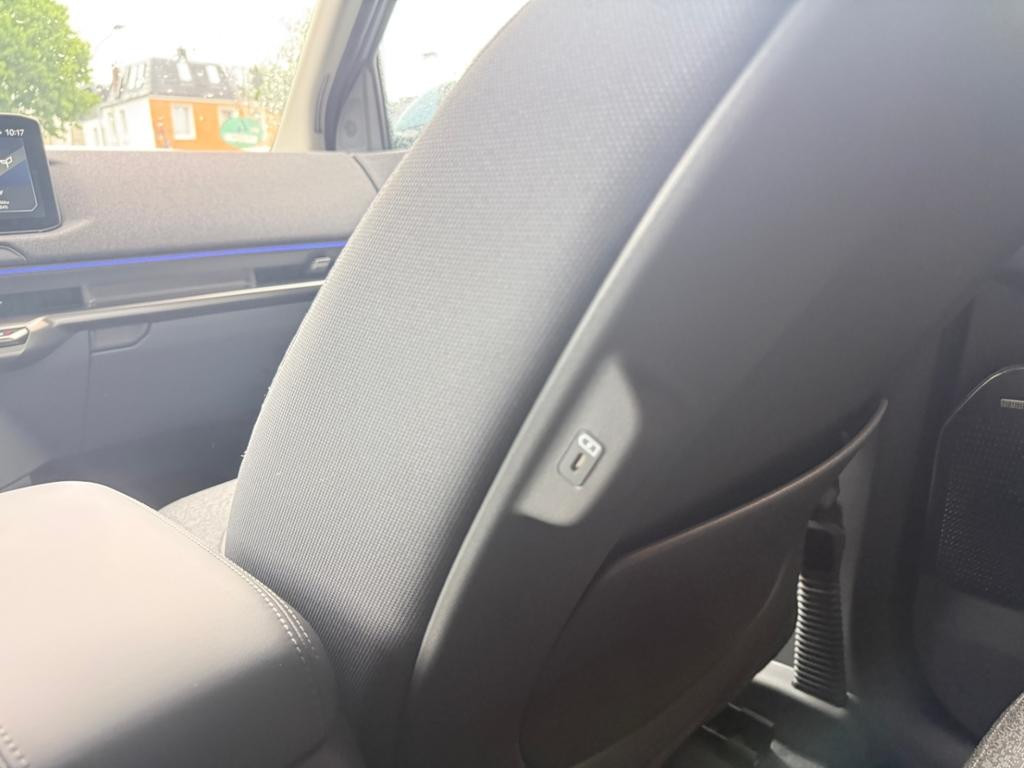 Kia EV2