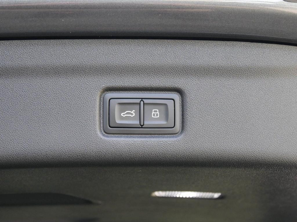 Audi SQ6 e-tron