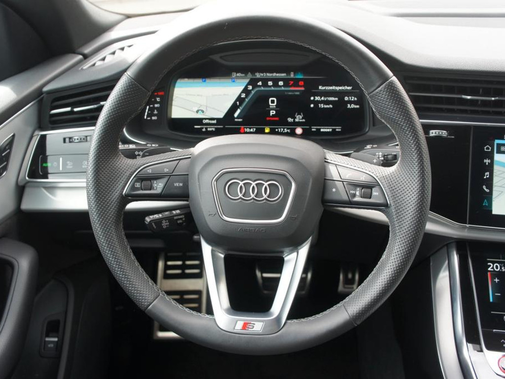 Audi SQ8