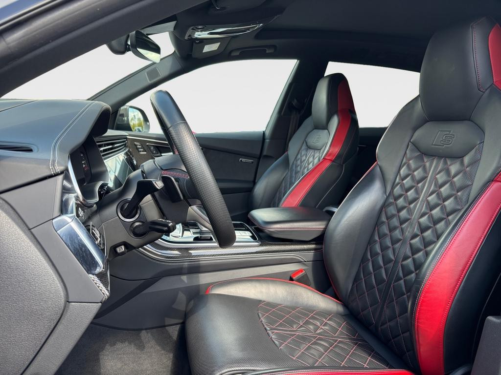 Audi SQ8