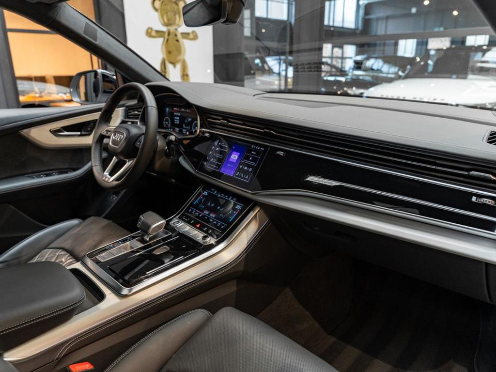 Audi SQ8