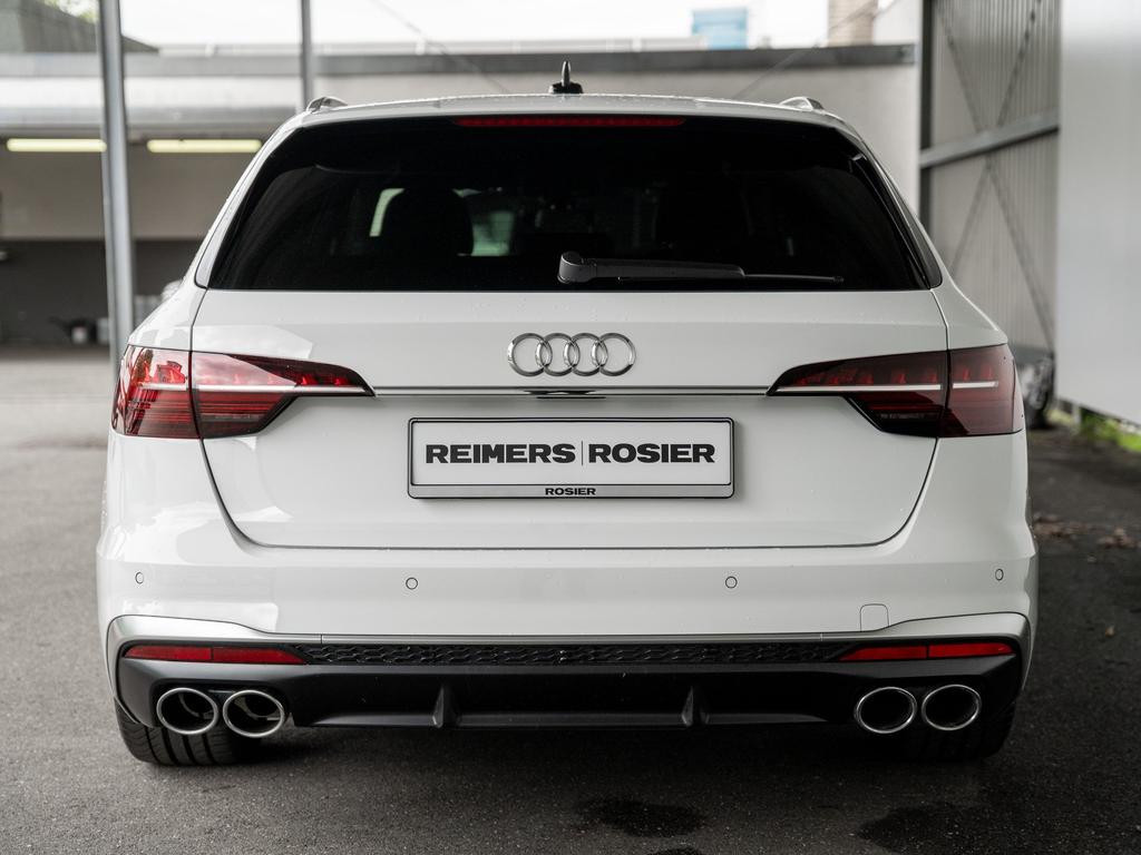 Audi S4