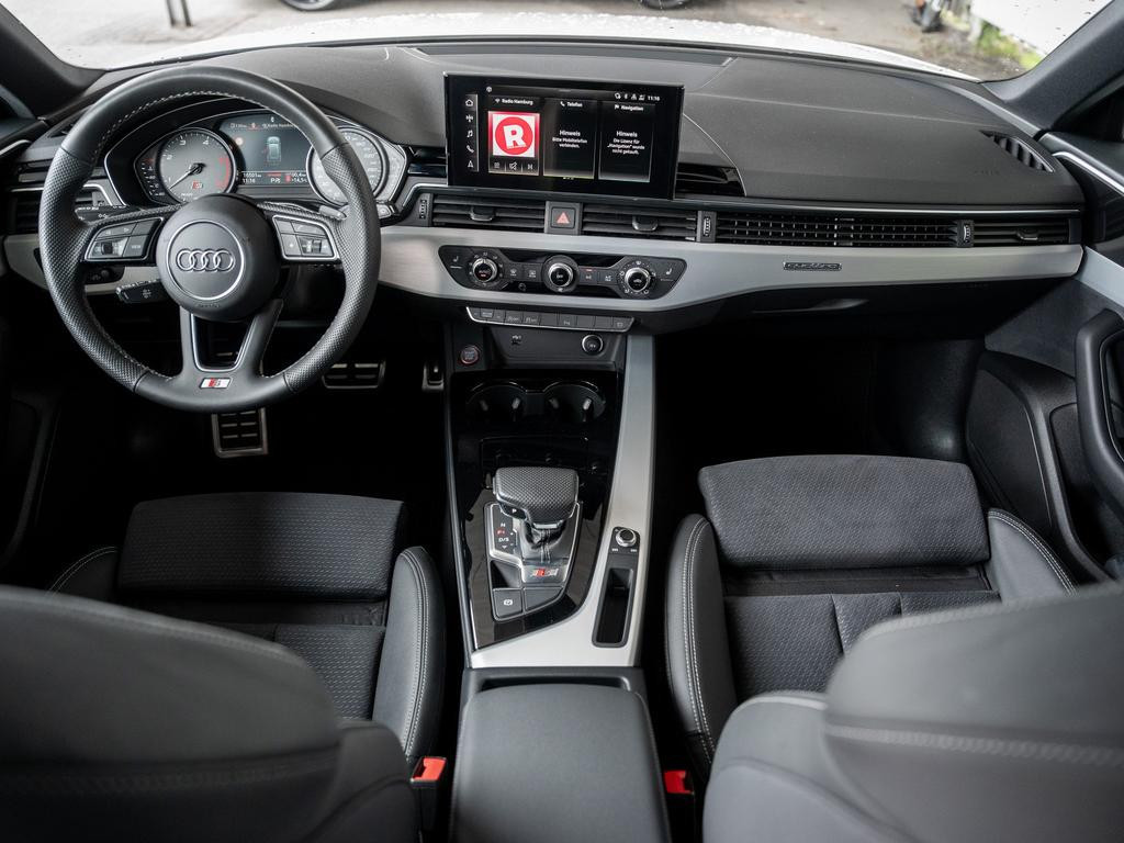 Audi S4