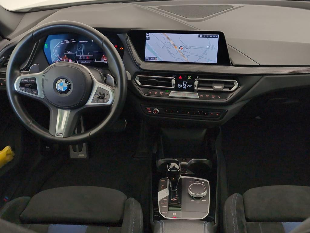 BMW M235