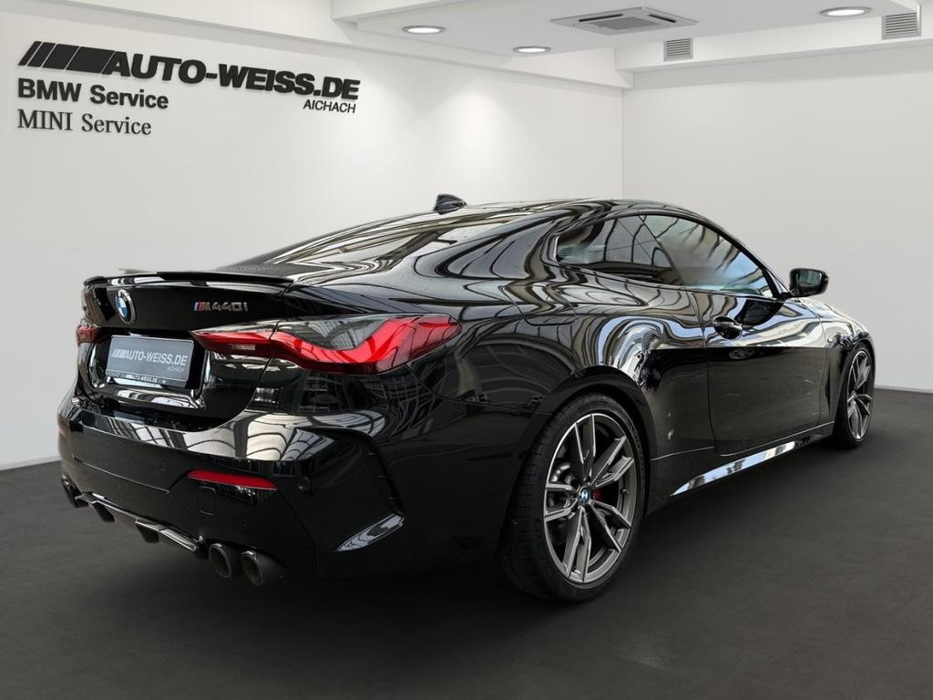 BMW M440