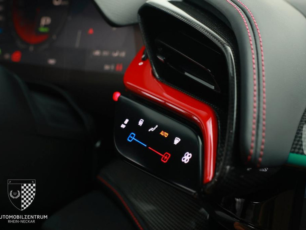 Ferrari SF90