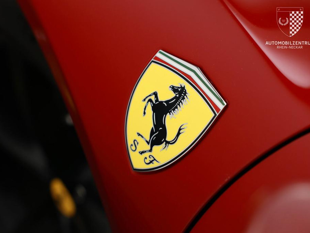 Ferrari SF90
