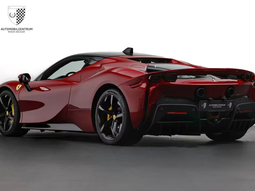 Ferrari SF90