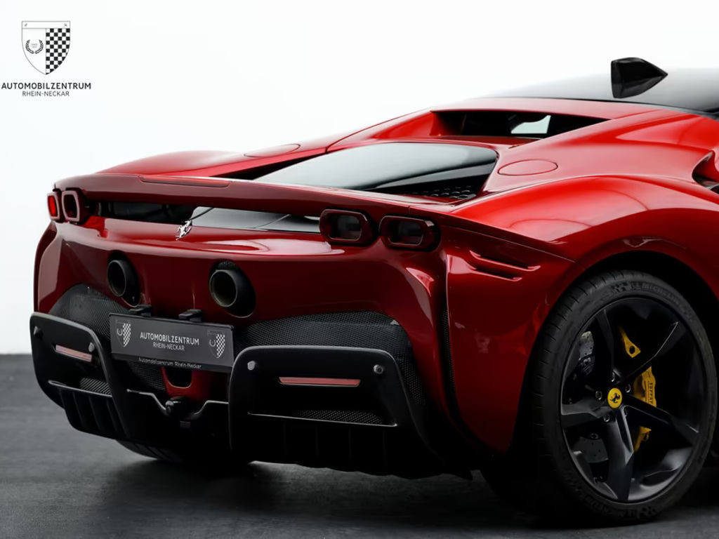 Ferrari SF90 Stradale