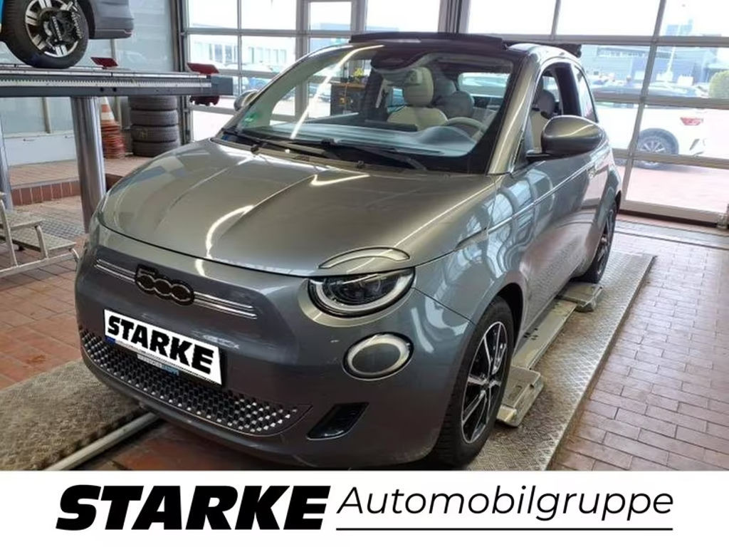 Fiat 500e La Prima