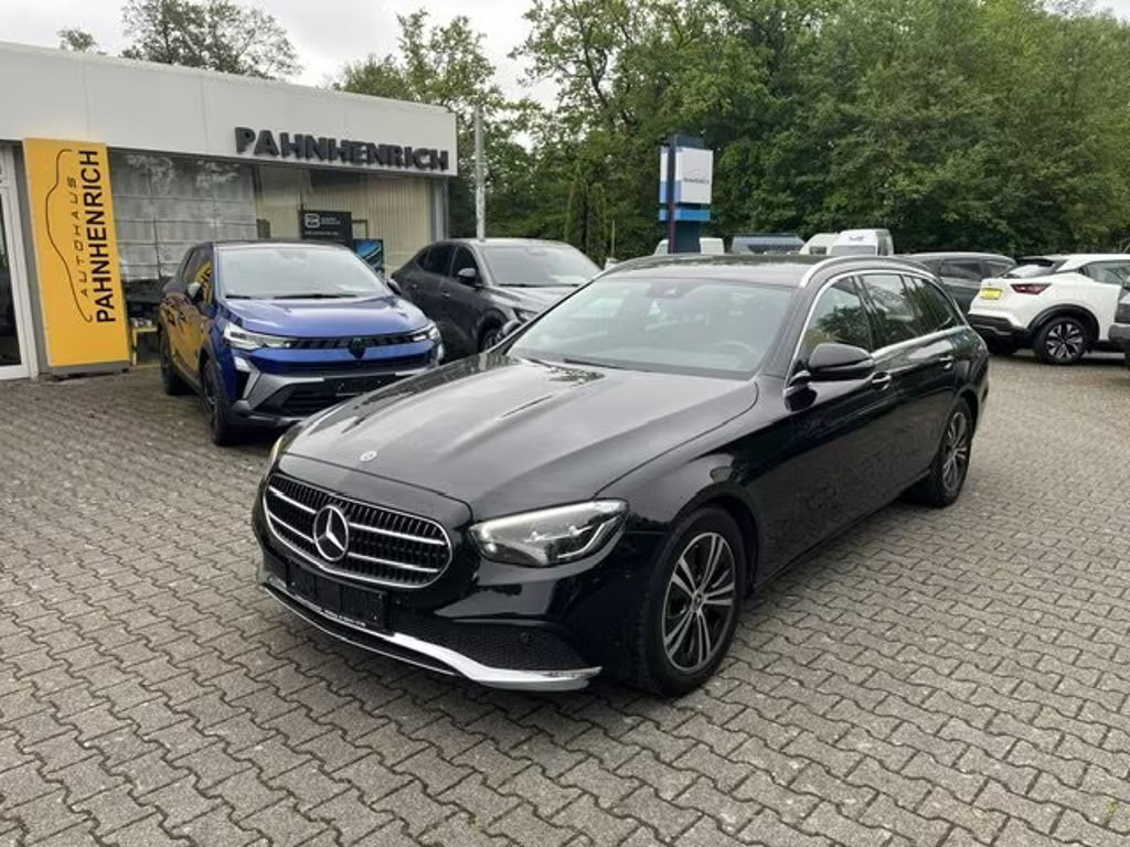 Mercedes-Benz E-Klasse E 220 AVANTGARDE Estate E 220 d