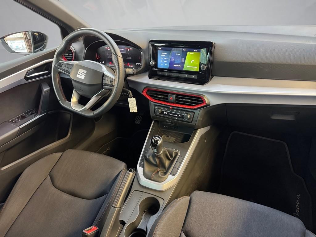 Seat Arona
