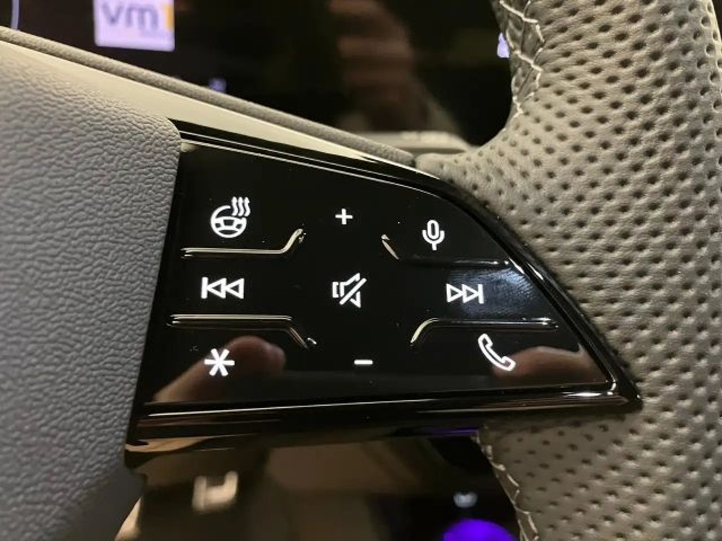 Audi S6 e-tron