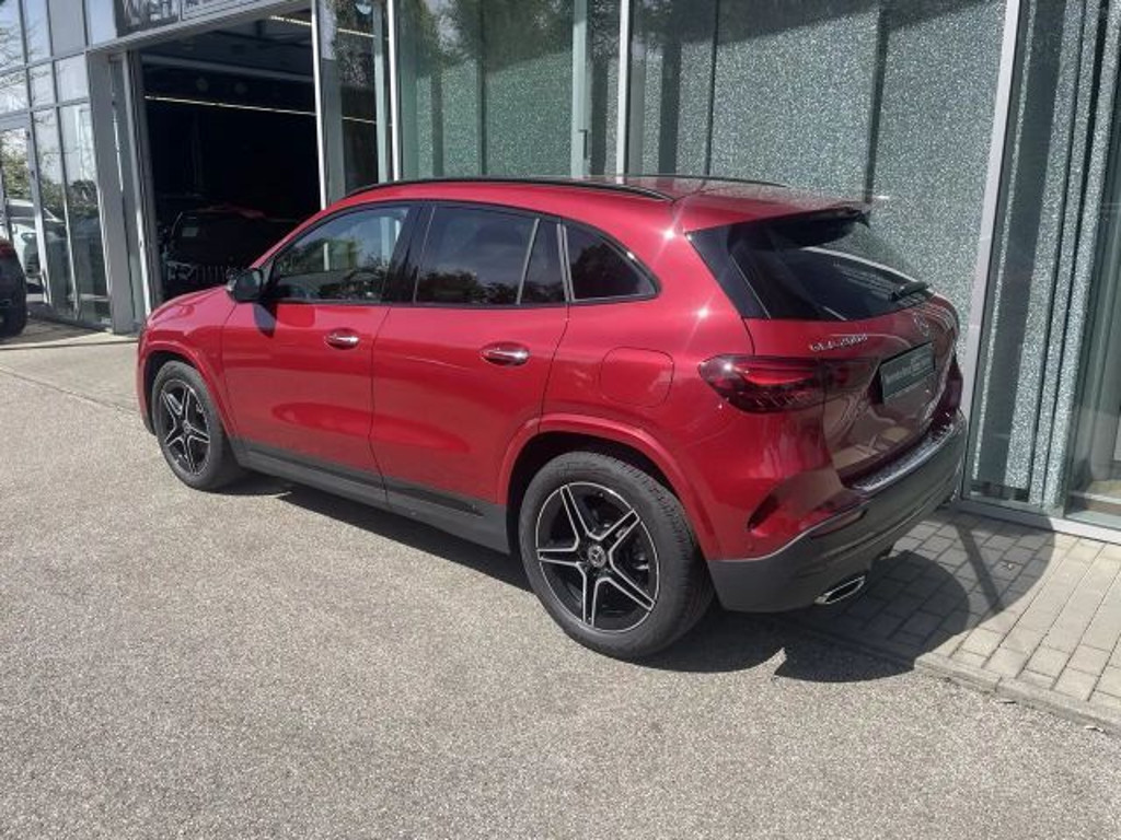 Mercedes-Benz GLA-Klasse
