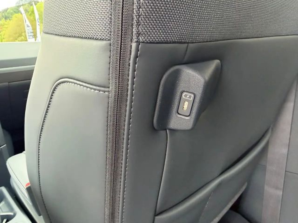 Kia PV5 Passenger