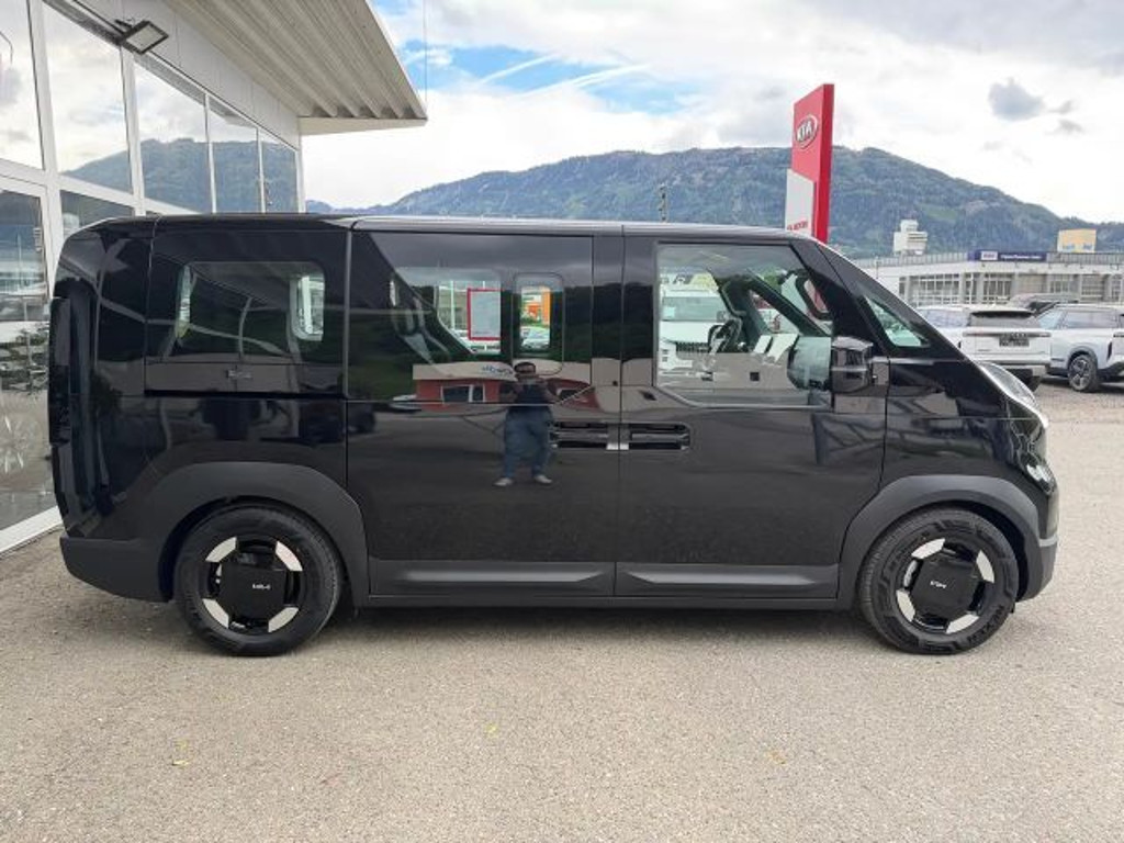 Kia PV5 Passenger