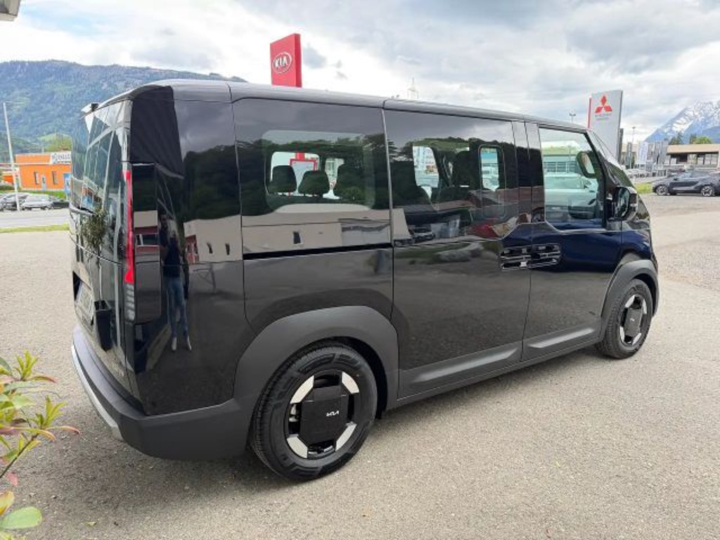 Kia PV5 Passenger