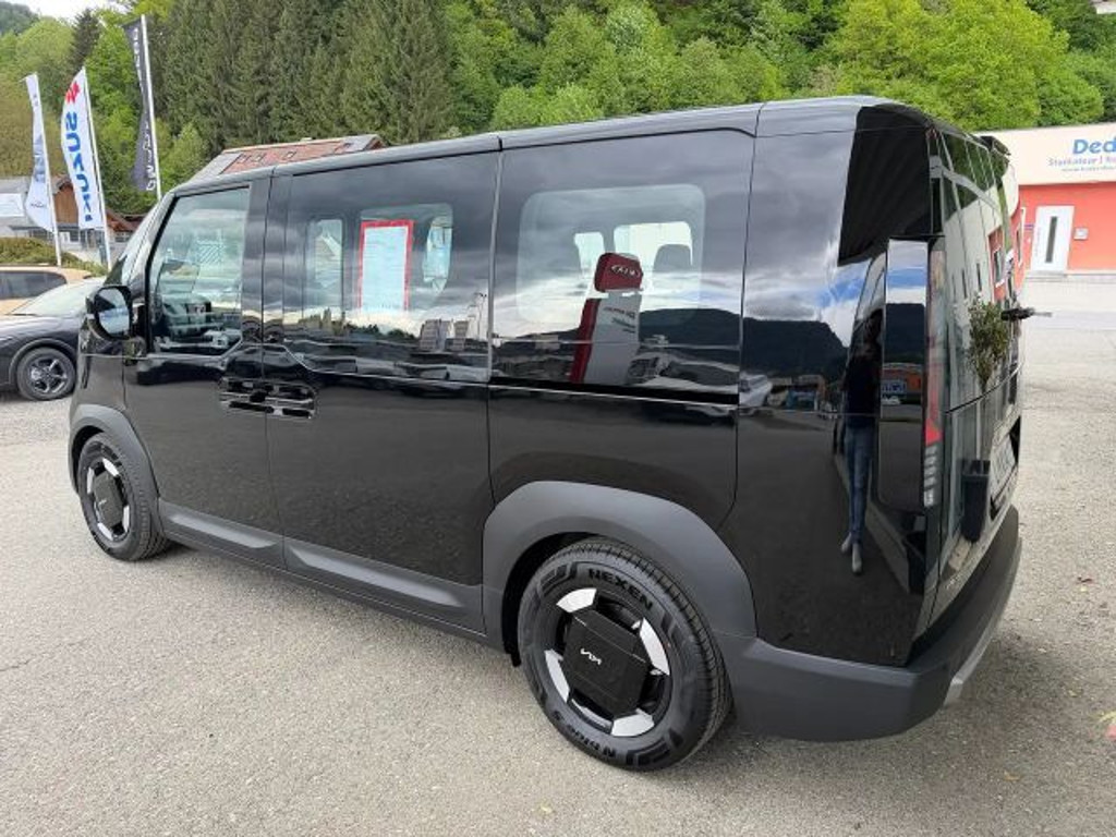 Kia PV5 Passenger