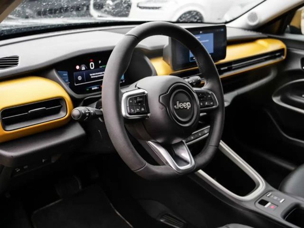 Jeep Avenger Summit Full-Electric