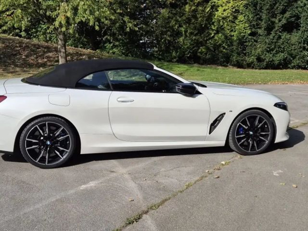 BMW M850