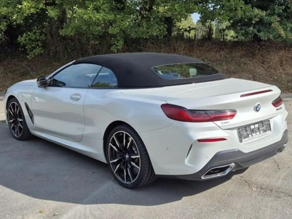 BMW M850