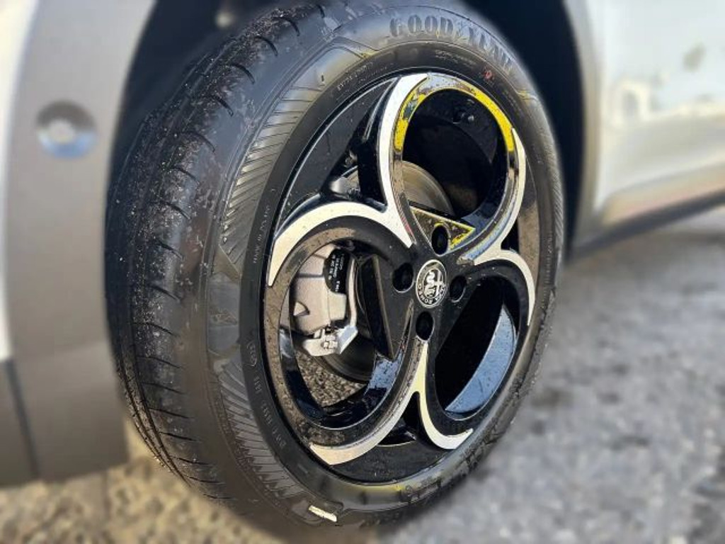 Alfa Romeo Junior